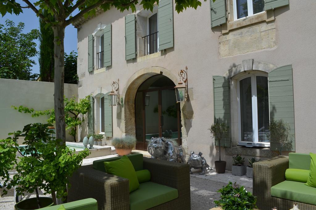 Mas A L'Improviste Bed & Breakfast Maillane Ngoại thất bức ảnh