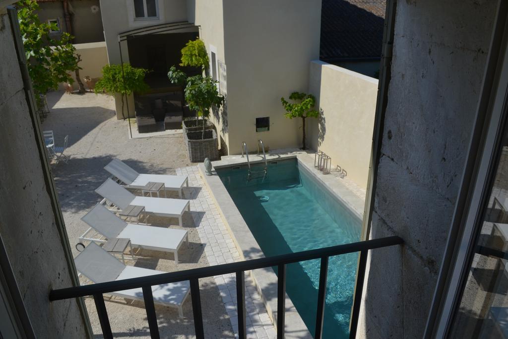 Mas A L'Improviste Bed & Breakfast Maillane Phòng bức ảnh